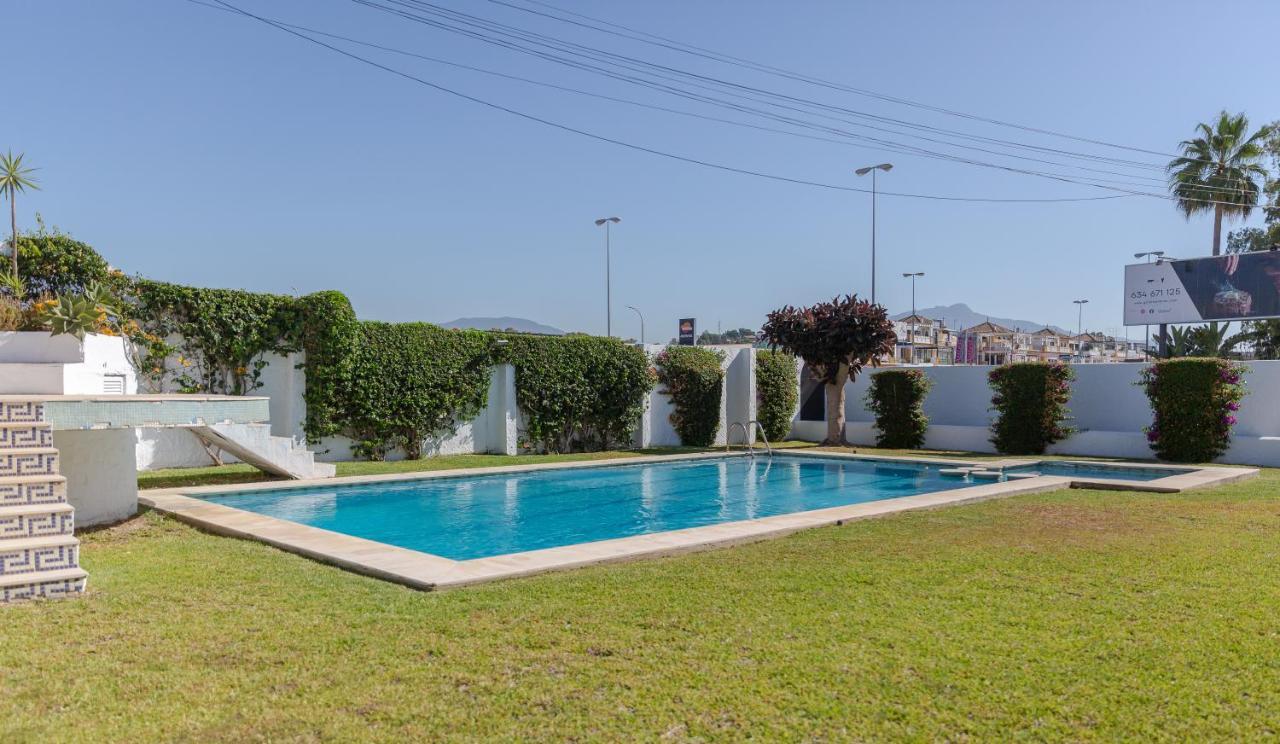 Casa Con Jardin Junto A La Playa Apartment Estepona Exterior foto
